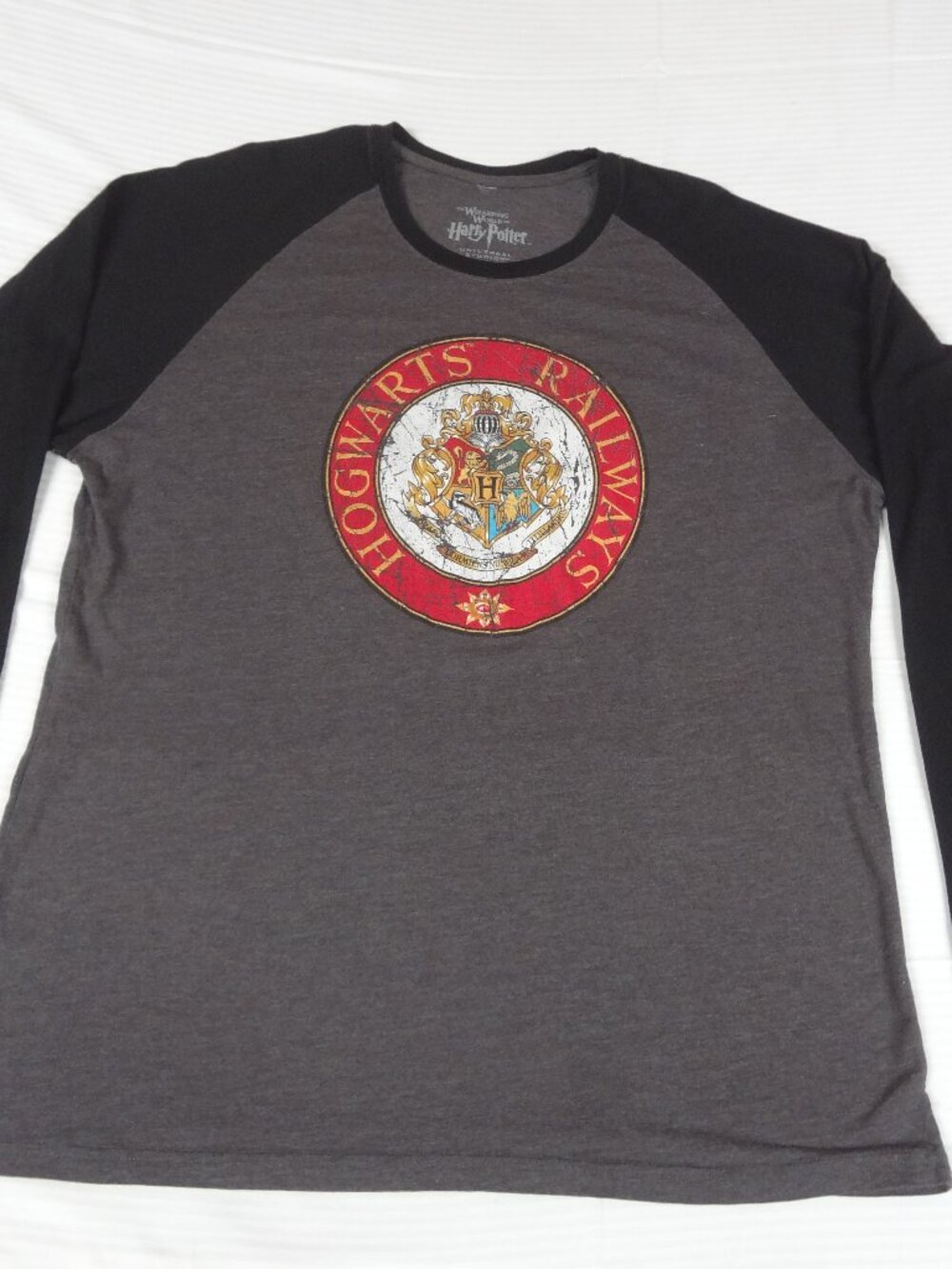 WIZARDING WORLD HARRY POTTER UNIVERSAL RAILWAYS GRAY 2XL LONG SLEEVE SHIRT L537